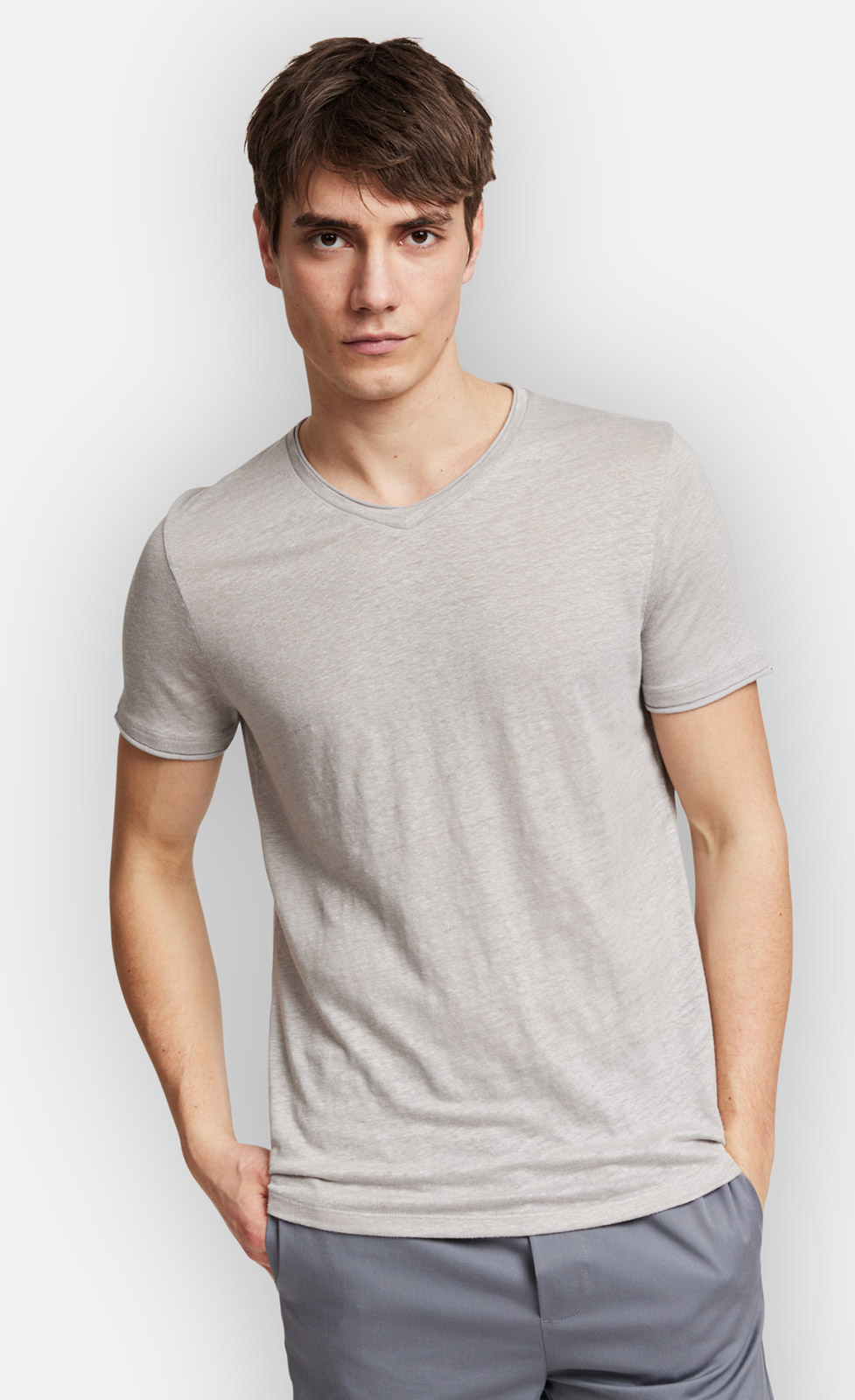 Flynn - Leinen-T-Shirt mit V-Ausschnitt